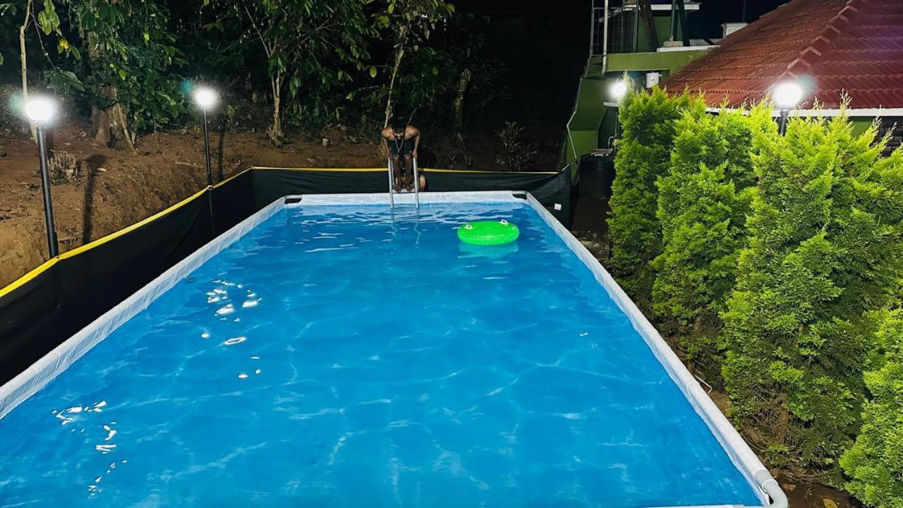 Golden Pearl Private Villa With Pool Vythiri Exterior photo